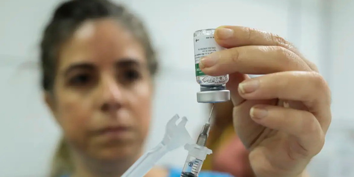 Variações de temperatura e umidade podem agravar problemas respiratórios. Saiba como diferenciar sintomas de rinite alérgica e gripe.