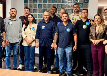 Bernard Tavares e 15 vereadores de Macaé (RJ) em apoio a Carlos Jordy (PL) | Foto: Reprodução/Instagram.