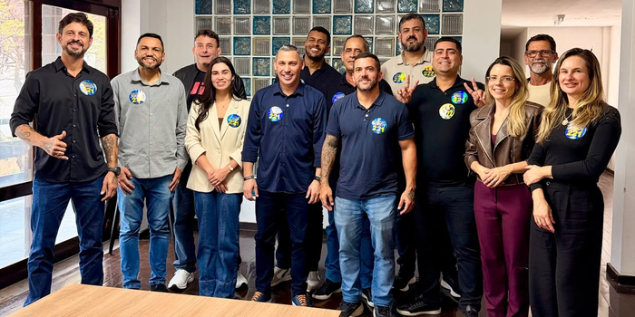 Bernard Tavares e 15 vereadores de Macaé (RJ) em apoio a Carlos Jordy (PL) | Foto: Reprodução/Instagram.
