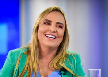Celina Leão vence Leandro Grass e continuará governando o Distrito Federal até 2030. Veja os resultados da eleição.