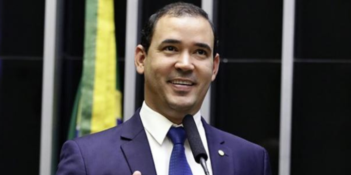 Deputado federal Vicentinho Júnior é eleito governador do Tocantins após reverter resultado do primeiro turno. Veja os números.