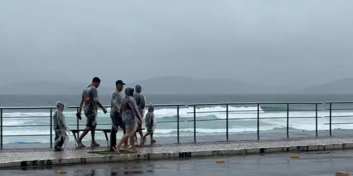 Cabo Frio registra maior volume de chuva em 30 anos durante setembro, com acumulados de até 297,7 milímetros em Tamoios.