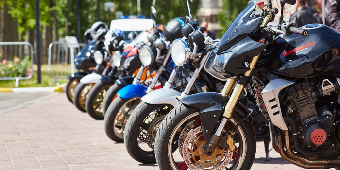 Produção de motocicletas no Brasil chega a 186,7 mil unidades em setembro de 2026 e leva Abraciclo a elevar projeção anual para 2,1 milhões.