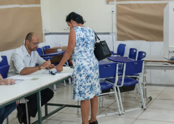 Sete estados terão segundo turno para governador nas Eleições 2026. Veja os candidatos que voltam às urnas no dia 25 de outubro.