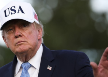 Donald Trump elogia rapidez da apuração das Eleições 2026 no Brasil, mas confunde o país com a Índia em publicação feita na Truth Social.