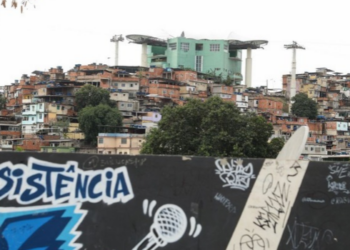 Rouanet nas Favelas abre inscrições para projetos culturais com apoio de até R$ 200 mil. Programa prevê selecionar ao menos 50 iniciativas.