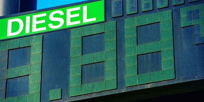 Entenda por que o preço do diesel influencia o transporte de cargas, a produção agrícola, os custos empresariais e os preços de produtos essenciais.
