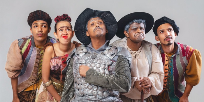 Macaé recebe o espetáculo gratuito “Dom Quixote”, do grupo Lona na Lua, entre 16 e 22 de outubro, com teatro, circo, dança e música.