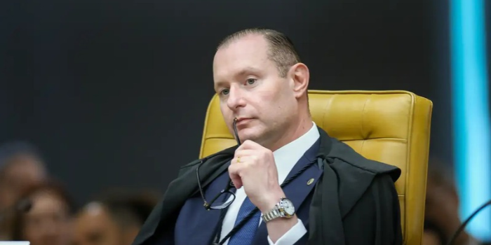 STF dá 48 horas para a Anatel explicar falhas no acesso gratuito ao e-Título, Pardal e outros serviços digitais da Justiça Eleitoral.