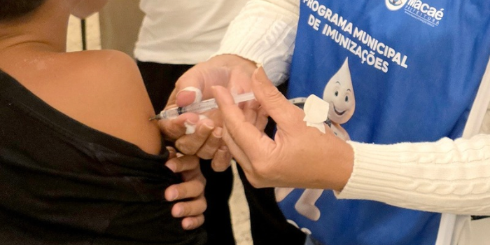Macaé oferece testes rápidos gratuitos para sífilis, HIV e hepatites, além de vacinação, neste sábado (17), no Shopping Plaza Macaé.