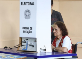 TSE informa que 4.352 seções eleitorais mudaram de endereço para o segundo turno, em 25 de outubro. Veja como consultar o local de votação.