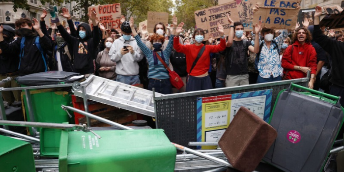 Protestos na França, Itália, Espanha e Albânia reúnem estudantes e trabalhadores em meio a reivindicações por educação, moradia, melhores condições de vida e combate à corrupção.