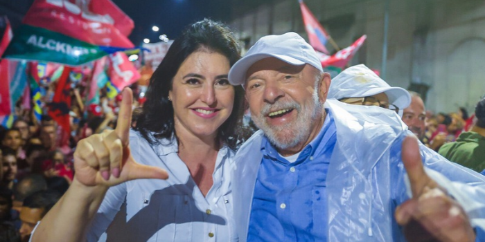 Lula avalia indicar a primeira mulher para o Ministério da Defesa. Cinara Wagner Fredo, Simone Tebet e Maria Elizabeth Rocha estão entre os nomes cotados.