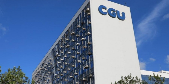 Auditoria da CGU identifica 2,7 mil vínculos entre parlamentares e entidades beneficiadas por emendas e aponta empresas sem funcionários registrados.