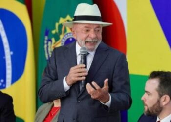 Canal Exército do Lula ficou fora do ar após decisão de Kassio Nunes Marques. Veja quando poderá voltar ao WhatsApp.