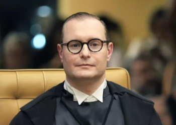 Eleições 2026: decisão do STF amplia votação por duas horas e leva TSE a interromper totalização dos votos neste domingo (25).