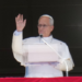 Papa Leão XIV anuncia cirurgia para retirar nódulo no pulmão. Vaticano prevê internação de uma semana e informa que a lesão foi detectada cedo.