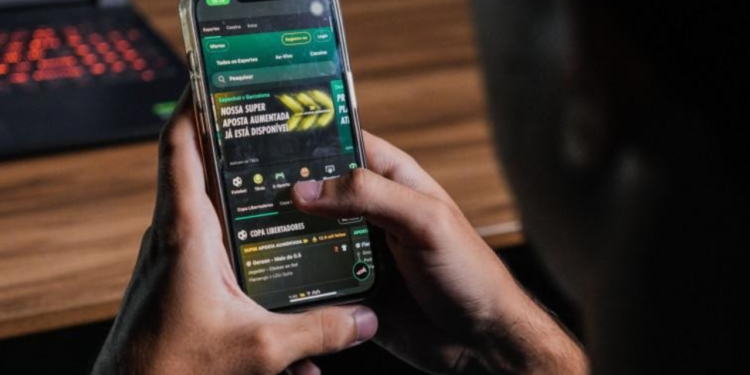 Operação Disque 151 investiga bets ilegais, fraudes financeiras e lavagem de dinheiro em São Paulo. Veja o que já se sabe.