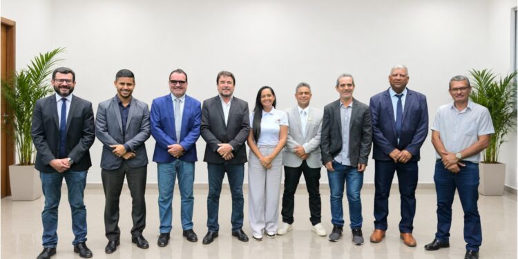Mazinho Batista é reeleito presidente da Câmara de Quissamã e fortalece grupo do prefeito