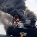 Petroleiro é alvo de explosivos no Estreito de Ormuz. Incêndio foi controlado e tripulação não ficou ferida.