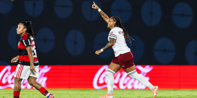 Fluminense vence o Flamengo por 2 a 1 no jogo de ida das quartas de final da Copa do Brasil Feminina e joga pelo empate na partida de volta.